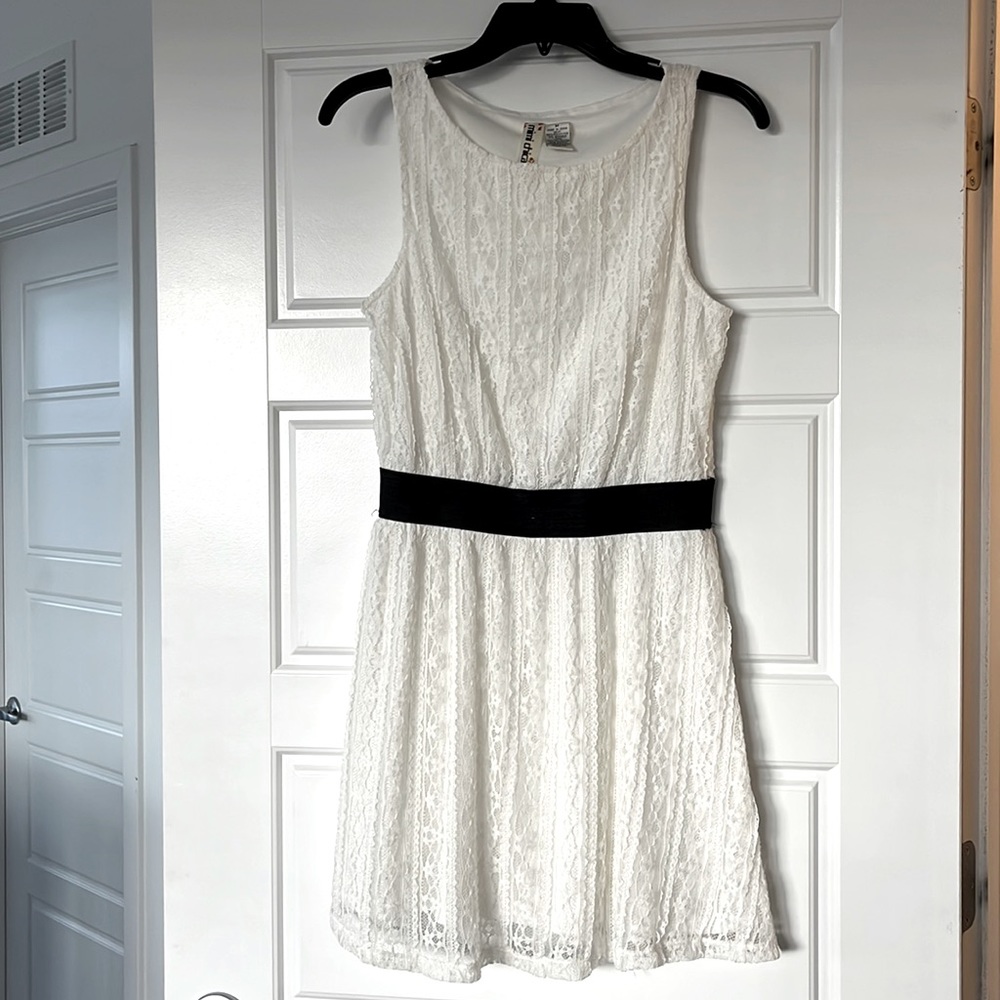 White lace dress size Medium